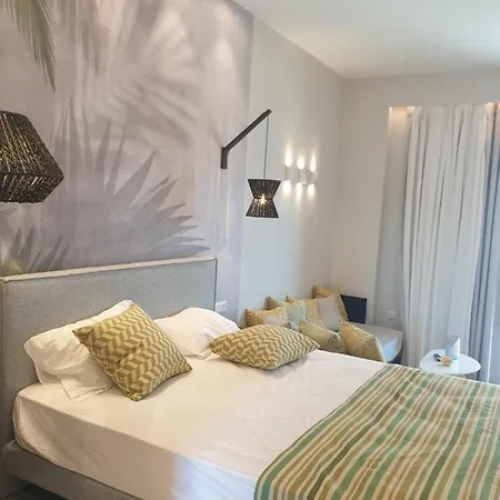 Vista Al Mare Luxury 호텔 지아로바